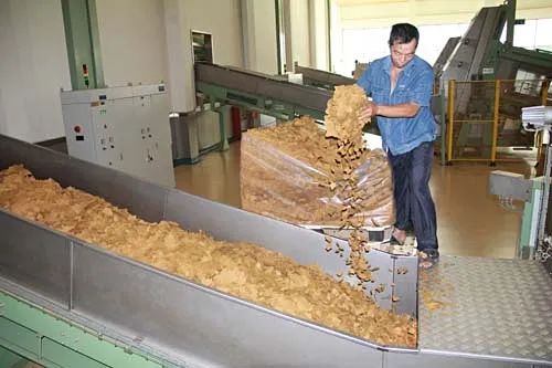 煙草加工異味廢氣危害大，快速除臭就用Dejing的凈除臭劑！.jpg